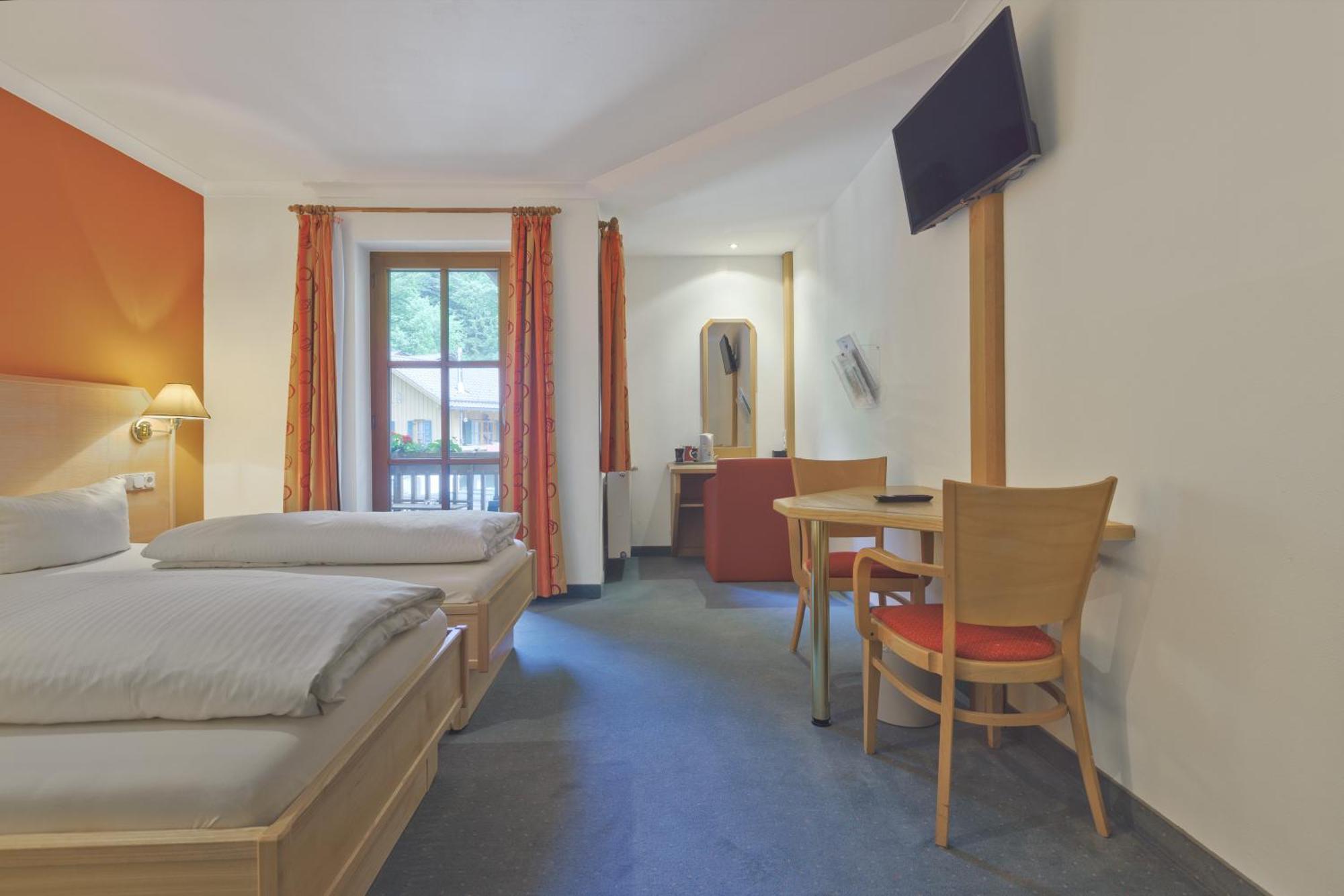 Hotel Alphotel 3*